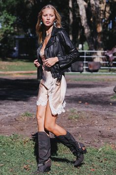 Jane Birkin, 1970s Fashion, Eclectic Fashion, Style Crush, Hippie Outfits, Fashion Killa, Biker Jacket, Festival Outfits