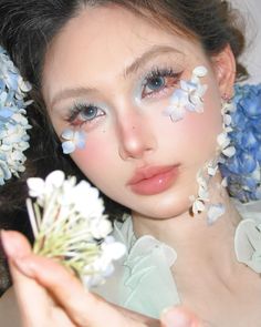 Summer Makeup Looks, Fairy Makeup, Pink Or Blue, Blue Eyeshadow, Blue Makeup, April 12