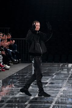 Kanye West Outfits, Givenchy Fashion, Streetwear Inspo, Curtain Call, Fall 2022, Vogue Runway, Kanye West