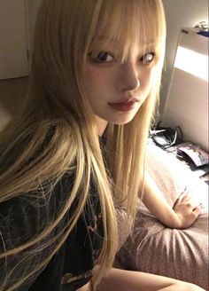 Blonde Hair Japanese, Blonde Bangs, Blonde Hair With Bangs, Blonde Hair Girl, Pretty Makeup, Blonde Girl, Hairstyles With Bangs