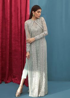 Baju Kahwin, Alice Blue, Pakistani Dresses Casual, Pakistani Fancy Dresses, Beautiful Pakistani Dresses, Salwar Kamiz, Simple Pakistani Dresses, Designer Party Wear Dresses, Designer Dresses Casual