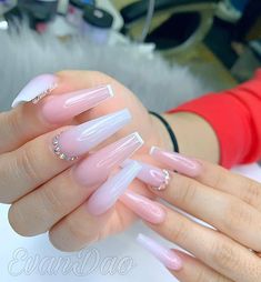 Nails Grunge, Ombre Acrylic Nails, Grunge Nails, Blush Nails, Classic Nails, Long Acrylic Nails Coffin