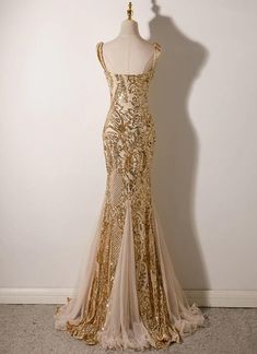 Gold Dress Sweet 16, Gold Formal Dress Long, Gold Gala Dress, Gold Dress Long Classy, Great Gatsby Prom Dresses, Great Gatsby Prom, Gold Dresses Long, Gold Prom Dress, Gold Formal Dress