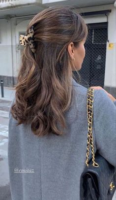 Brown Hair Looks, Brunette Balayage, Hair Upstyles, Short Hairstyle, Hair Inspiration Color, Hair Inspo Color