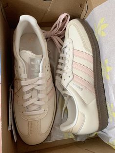 Coquette Sneakers Aesthetic, Pink And White Sambas, Pink Adidas Samba, Pink Sambas Outfit, Adidas Samba Pink, Sambas Pink, Pink Sambas, Pink Samba, Stockholm Shoes