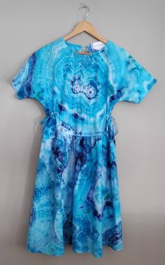 Women's Summer Dress Tie Dye Dress Geode Design Handmade Clothing.  Welcome to my tie-dye store! I lovingly make each item by hand, they are unique and one of a kind. The dyes I use are premium quality fiber reactive dyes and my products are all pre-washed and pre-shrunk for you. I will ship your order within two business days. Thank you for your interest in my store, please follow me on Instagram to see my latest creations. I truly appreciate your business, feedback and reviews! Washing Instruc Hand Dyed Clothing, Tie Dye Colors, Dye Dress, Tie Dye Shirts, Handmade Clothing, Tie And Dye, Unique Personalized Gift, Tie Dye Dress, Tie Dye Shirt