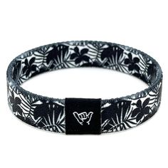 PRICES MAY VARY. REVERSIBLE】- Hang Loose Bands reversible bracelets feature unique sea, boho, and beach print designs. These unique eye-catching surf design is shown on both sides of your wristband. Perfect for everyday use. UNISEX SIZING】- Extra Small 5.5" length (petites and kids), Small 6.5" length (most common fitting size) and Medium 7.5" length (large wrists). It is best is to use a flexible measuring tape to measure your wrist. These are unisex - great for men, women, teens and kids. DURA Coastal Bracelet, Loose Bracelet, Beachy Prints, Surf Design, Wristband Bracelet, Hang Loose, Beach Print, Measuring Tape, Womens Jewelry Bracelets