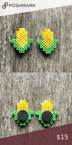 mini corn vegetable magnet handmade perler beads SET OF TWO Corn Perler Beads, Perler Bead Vegetables, Thanksgiving Perler Beads, Mini Perler Beads Ideas, Mini Perler Bead Patterns, Perler Bead Magnets, Bead Creatures, Bead Pins, Mini Perler Beads