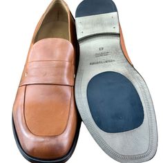 Elevate your style with these VITTOV VIRGILI Arizona 878B loafers, perfect for any fashion-conscious man. Crafted from high-quality leather, these slip-on shoes feature a solid pattern and a dark brown color that complements any outfit. The shoes have a standard shoe width and are designed with a rubber and leather outsole for durability. These dress shoes are suitable for various occasions, from Christmas to city outings. The shoes have a vintage touch with a 90s theme, making them a perfect ad Conscious Man, 90s Theme, Loafer Sneakers, Dark Brown Color, Flip Flop Shoes, Your Shoes, Mens Oxfords, Sandal Fashion, Solid Pattern