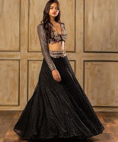 Dotti Dresses, Indian Outfits Modern, Lehenga Inspiration, Mehendi Outfits, India Style, Lehenga Wedding, Latest Fashion Dresses