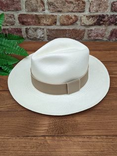 Handmade Panama Hat and Removeable ~ Beige ~ Accessory Band The band is interchangeable and can be removed to reveal a plain dark band underneath (dark band fixed to hat). The removeable band is elasticated and will stretch for different size hats. Create different looks for your hat by adding different colour bands. You can find more in our shop: https://www.etsy.com/shop/personalisedpanamas/?etsrc=sdt&section_id=44636577 ~ Genuine Panama hat handwoven with Toquilla palm ~ ~ Handwoven in Ecuado Color Bands, Easy Travel, Cool Hats, Hat Sizes, Ecuador, Elastic Band, Panama Hat, Panama, Caps Hats