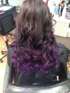 Purple ombré Brown Hair Colored Ends, Purple Hair Ends Brown, Brown Hair Purple Ends, Tips Hair Dyed, Purple Dyed Ends, Purple Tips Hair Brown, Brown To Purple Ombre Hair, Brown Hair With Purple Tips, Brown Hair Tips