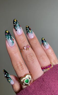 Winter Nails Diy, Nail Designs Holiday, December Nail Designs, Winter Nails Christmas, Holiday Manicure, Witch Nails, December Nails, Holiday Nail Designs, Nail Tutorial