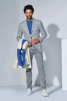 Blazer Photoshoot, Mens Blazer, Dress Suits For Men, Linen Jackets, Menswear Fashion Show, Summer Suits