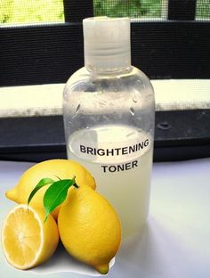 Face brightening toner. Reduces the size of pores, brightens face, reduces inflammation, and helps with acne 1/2 Cup Lemon juice 1 Cup Water 2/3 Cup Witch hazel - The Beauty Thesis Makeup Tip, Face Brightening, Diy Kosmetik, Diy Health, Witch Hazel, Back To Nature