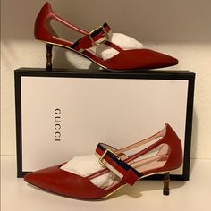 Excellent Condition New From The Box! This A Beautiful Shoe Size 38 1/2 ( 9) Is A Big Size So Cute That Completing To Sell This. Comes With 2 Dust Cover In A Box As Well !! Gucci Bamboo, Gucci Shoes, Dust Cover, Leather Pumps, Salvatore Ferragamo Flats, Beautiful Shoes, Pump Shoes, In A Box, Big Size