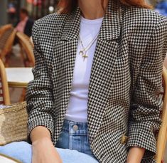 Weird Fashion Trending, Checkered Blazer, Blazer Outfit, Weird Fashion, Pinterest Fashion, Mode Inspo