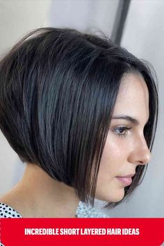 Short angled layered bob for straight hair Medium Fine Hair, Wavy Layered Hair, Layered Haircut Ideas, Layered Bob Short, Haircuts Ideas, Layered Bob Hairstyles, Short Layered, Short Hair Wigs, Short Layered Haircuts