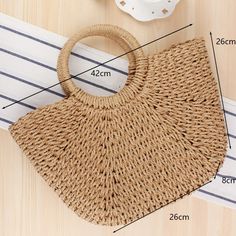 Brand Name: YogodlnsHandbags Type: Messenger BagsMain Material: StrawLining Material: PolyesterShape: Casual TotePlace Of Origin: SHAN DONG ProvincePlace Of Origin: SHAN DONG ProvinceOrigin: CN(Origin)CN: ShandongHardness: SoftPattern Type: KnittingInterior: Cell Phone PocketDecoration: RibbonsExterior: NONEOccasion: VersatileClosure Type: zipperGender: WOMENStyle: BohemianNumber of Handles/Straps: Twotype: shoulder bagbag: straw bagwomen bag: women casual bag Holiday Handbag, Rattan Handbags, Handmade Handbag, Straw Beach Bag, Rattan Bag, Moon Shape, Handbag Patterns, Straw Bags, Top Handle Handbags