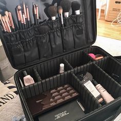 Feature:【Large capacity】Separate and organize your brushes, bottles, cosmetics, and more【Multi-Purpose Use】 Also makes a great organizer for office supplies, art Professional Makeup Bag, Brush Organizer, Makeup Storage Organization, Organizer Makeup, Beauty Brushes, Makeup Bag Organization, Cosmetic Items, Cosmetic Bottles, Travel Storage Bag