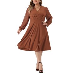 Agnes Orinda is a plus-size brand inspired by the needs of its customers. It can suit you on various occasions, and show your perfect curves through appropriate tailoring, and the comfortable fabric allows you to enjoy a pleasant experience. This dress is perfect to pair with high heels and accessories for a holiday party. This casual dress is perfect for Fall, Winter, Spring, or Summer. Party, Formal, Work, Nye, Daily. A-line casual dresses feature v-neck designs that are simple but elegant and Knee Length Dresses Formal, Perfect Curves, Plus Size Brands, Essential Dress, Women Plus Size, Summer Party, Knee Length Dress, Swing Dress, Holiday Party