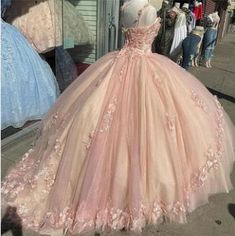 Flower Sweet 16, Baby Pink Quinceanera Dresses, Quinceanera Pink, Quince Stuff, Quinceanera Themes Dresses, Sequin Ball Gown, Quincenera Dresses, Pink Quince, Quinceañera Dresses