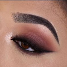 Machiaj Smokey Eyes, Bare Minerals Makeup, Pretty Eye Makeup, Eye Makeup Steps