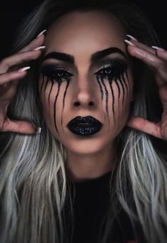 Light And Dark Fairy Costume, Scary Halloween Make Up Horror, Scary Chic Halloween Costumes, Halloween Photoshoot Makeup, Adult Halloween Face Paint Ideas, Demon Costume Female Halloween Diy, Scary Witch Makeup Halloween, Dead Angel Makeup, Creepy Smile Makeup