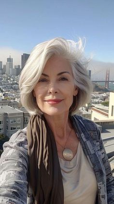 Classic Wedding Hair, Haircuts For Medium Length Hair, Grey Hair Inspiration, Grey Hair Styles For Women, Chin Length Hair, Hairstyles For Women Over 50, Messy Short Hair, Layered Bob Hairstyles, Mom Hairstyles