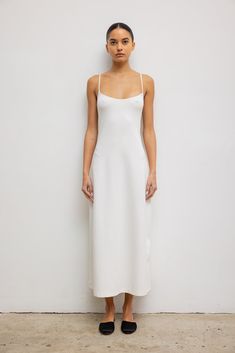 Crafted from our bestselling Rio Stretch Ponte, The Rio Maxi Tank Dress features a sweeping midi to maxi length, adjustable spaghetti straps, and a figure-skimming, cinched silhouette. Satin Set, Fabric Shoes, Maxi Tank Dress, Spring Tops, Dress Pant, Classic Dress, Slim Leg, Sweater And Shorts, Spring Dresses