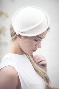 Wedding Birdcage Veil Hat Custom Made Felt Bridal Cocktail | Etsy Elegant Cream Wedding Bonnet, White Cloche Hat With Short Brim For Wedding, Adjustable Cloche Hat For Wedding, White Cloche Hat With Curved Brim For Wedding, White Brimmed Cloche Hat For Wedding, White Short Brim Cloche Hat For Weddings, Classic Mini Hat With Short Brim For Wedding, Classic Cloche Hat With Curved Brim For Wedding, Classic Brimmed Cloche Hat For Wedding