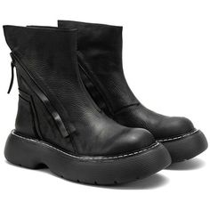 Introducing the Techwear Boot, the perfect combination of luxury and practicality. These stylish Chelsea boots are made from high-quality materials, with a thick sole that provides both style and comfort. Whether you're hitting the town or the trails, these boots are sure to make a statement. With a British-inspired design, they're perfect for those who want to add a touch of class to their wardrobe. Order your pair today and experience the difference! High-top Martin Boots With Lug Sole For Streetwear, High-top Platform Martin Boots For Outdoor, Outdoor High-top Platform Martin Boots, Winter Streetwear Moto Boots With Lug Sole, Streetwear Moto Boots With Platform And Round Toe, Platform Moto Boots For Streetwear, Rubber Sole Boots For Winter Streetwear, Winter Streetwear Boots With Rubber Sole, High Ankle Martin Boots With Lug Sole For Streetwear