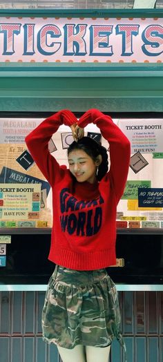 Minji Hyein, Ticket Booth, Sharpen Icons, Bus Tickets, Kpop Girls, Girl Group, Clothes