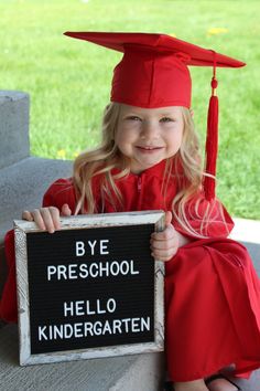 Headstart Graduation Ideas, Preschool Graduation Theme, Preschool Graduation Gifts, Prek Graduation, Kindergarten Graduation Party, Preschool Pictures