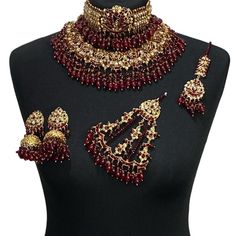 bridal jewellery set. Set includes- Necklace (2 piece necklace and choker) Earrings  Jhumar  Tikka Meenakari Jewelry For Marriage On Diwali, Meenakari Jewelry For Marriage And Diwali, Meenakari Chandbali Jewelry For Marriage, Festive Meenakari Jewelry For Marriage, Meenakari Chandbali For Marriage, Festive Kundan Jewelry For Marriage, Heavy Jewelry For Marriage And Festivals, Bollywood Meenakari Jewelry For Marriage, Heavy Kundan Jewelry Sets For Marriage