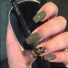 Military Nails, Army Nails, Camouflage Nails, Olive Nails, Camo Nails, Green Acrylic Nails, Coffin Nails Matte, Green Nail Designs, Nails Green