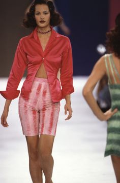 Claudia Mason, Todd Oldham, 90s Runway Fashion, Runway Fashion Couture, Vintage Runway, Runway Outfits, Tall Fashion, 90s Fashion Outfits, 80s Fashion