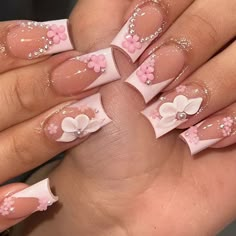 Pink Flower Nails, Nail Shapes Square, Quince Nails, Square Press On Nails, 3d Flower Nails, Acrylic Nail Set, Girly Acrylic, Girly Acrylic Nails, Flower White