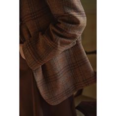 A tartan plaid wool jacket and wool skirt with a British retro feel. An item made of thick and sturdy fabric. The atmosphere is like that of an elegant movie actress from the good old days. 
 
 
 Color 
 
 olive 
 
 
 
 Brown 
 
 
 
 Item 
 
 Jacket 
 Skirt 
 
 
 Size 
 
 
 
 
 
 
 Jacket 
 
 S size 
 
 Length: 68cm 
 Shoulder width: 39cm 
 Bust: 102cm 
 Waist: 96cm 
 Sleeve length: 56.5cm 
 
 M size 
 
 Length: 72cm 
 Shoulder width: 41cm 
 Bust: 106cm 
 Waist: 101cm 
 Sleeve length: 59cm 
 
 L Winter Wool Plaid Blazer, Plaid Wool Coat With Long Sleeves, Classic Plaid Wool Coat For Fall, Winter Plaid Wool Tweed Jacket, Plaid Wool Tweed Jacket For Tailoring, Classic Plaid Blazer For Winter, Classic Plaid Wool Coat With Long Sleeves, Classic Plaid Wool Coat, Tailored Plaid Tweed Jacket For Winter