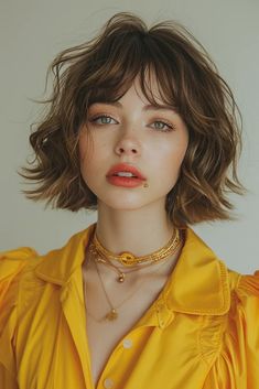 38 Gorgeous Chin Length Haircuts For A Bold Look Preppy Wallpapers, Chin Length Haircuts, Trendy Bob Hairstyles, Girl Wallpapers, Summer Haircuts, Vsco Girl, Haircuts With Bangs, Wallpapers Hd