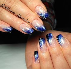 Blue And Silver Nails, Pop Art Nails, Blue Glitter Nails, Diy Acrylic Nails, Fancy Nails Designs, Christmas Gel Nails, Ombre Nail Designs, Pretty Nail Art Designs