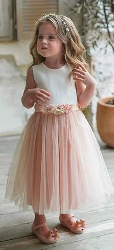 1 Vestido Daminha Verão no Elo7 | Boutique Chique (1121A07) Wedding Girl, Little Princess, Wedding Planning, Flower Girl, Flower Girl Dresses, Girls Dresses, Wedding Dress