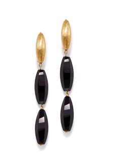 Faceted Onyx Beads dangle beneath Brushed 18K Goldplated Zeppelin 2.5cm x 8mm bead Clipons. Fly high with these dramatically elegant and slim 3 3/4" Drop earrings. Formal Long Drop Earrings With Dangling Beads, Formal Long Drop Dangling Beads Earrings, Elegant Dangle Jewelry With Polished Beads, Elegant Evening Jewelry With Polished Beads, Elegant Polished Beads Jewelry For Evening, Elegant Polished Bead Jewelry For Evening, Elegant Evening Chandelier Earrings With Dangling Beads, Elegant Chandelier Earrings With Dangling Beads For Evening, Elegant Dangle Earrings With Polished Beads