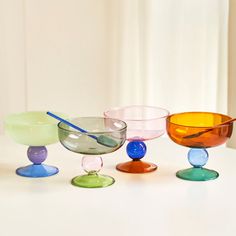 3 toned short glass cups, perfect for cocktail or dessert. Material: Borosilicate glassSize: Dia. 103mm x H 95mmCare Instructions: Dishwasher safe Made in China Yoghurt Bowl, Short Glass, Design Japonais, Ice Cream Bowl, Japan Design, Dessert Cups, Cocktail Glass, Kitchen Stuff