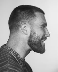 beautiful masculinity: Image Travis Kelce Beard, Haircut For Men With Thinning Hair, Buzz Cut Oval Face Men, Travis Kelce Haircut, Buzz Cut Beard, Men Buzzcut, Short Hair And Beard, Mens Beard Styles Short, Men Short Hair Fade