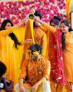 https://instagram.com/triplerphotography.in?igshid=YmMyMTA2M2Y= Haldi Ceremony Boys Stills, Haldi Pic Boy, Dulha Photo, Haldi Photography Ideas For Bride, Haldi Pic