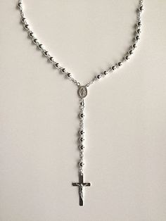 "925 sterling silver italian rosary 24\" long . for protection and good luck made in italy 6 mm beads gr:34. rosario de 925 plata esterlina 24\" largo .para proteccion y buena suerte . hecho en italia 6 mm beads gr: 34." Rosary Fashion, Nas Hip Hop, Mens Necklace Fashion, Long Cross Necklace, Rosary Cross, Estilo Cholo, Rosary Jewelry, Silver Rosary, Edgy Jewelry