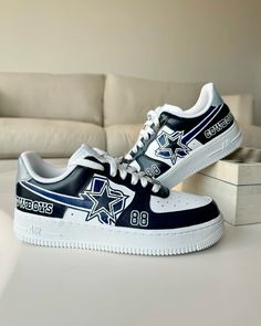 Painted Air Forces, Cowboys Art, Dallas Cowboys Outfits, Dallas Cowboys Fans, Air Forces, Sneaker Style, Football Nfl, Nfl Sports