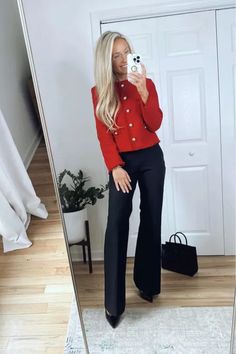 Red Tweed Jacket Outfit, Winter Interview Outfit, Summer Office Attire Women, Business Casual Outfits Jeans, Casual Summer Work Outfits, Black Trouser Outfit, Office Outfits Summer, Casual Work Outfits Summer, Spring Pants Outfits