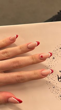 Red White Nails, Red Nails Inspo, Red And White Nails, Nail Designs Ideas, Subtle Nails, Red Nail Designs, Pretty Gel Nails, Soft Nails, Red Nail